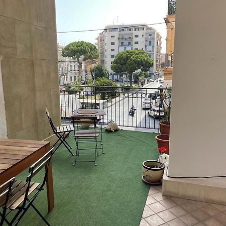 Locami Holiday&Rooms Suite Jolanda Catania Bagian luar foto