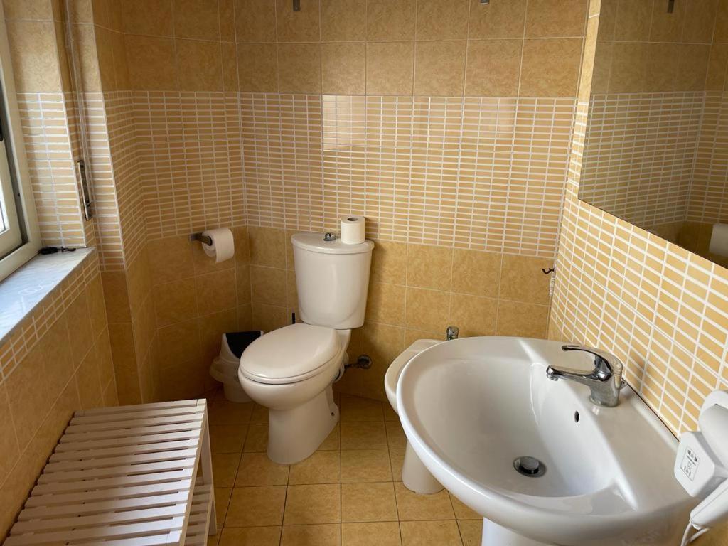 Locami Holiday&Rooms Suite Jolanda Catania Bagian luar foto