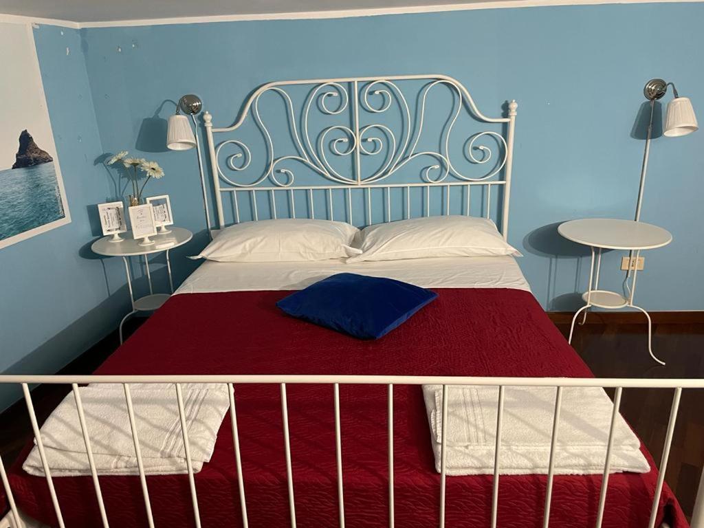 Locami Holiday&Rooms Suite Jolanda Catania Bagian luar foto