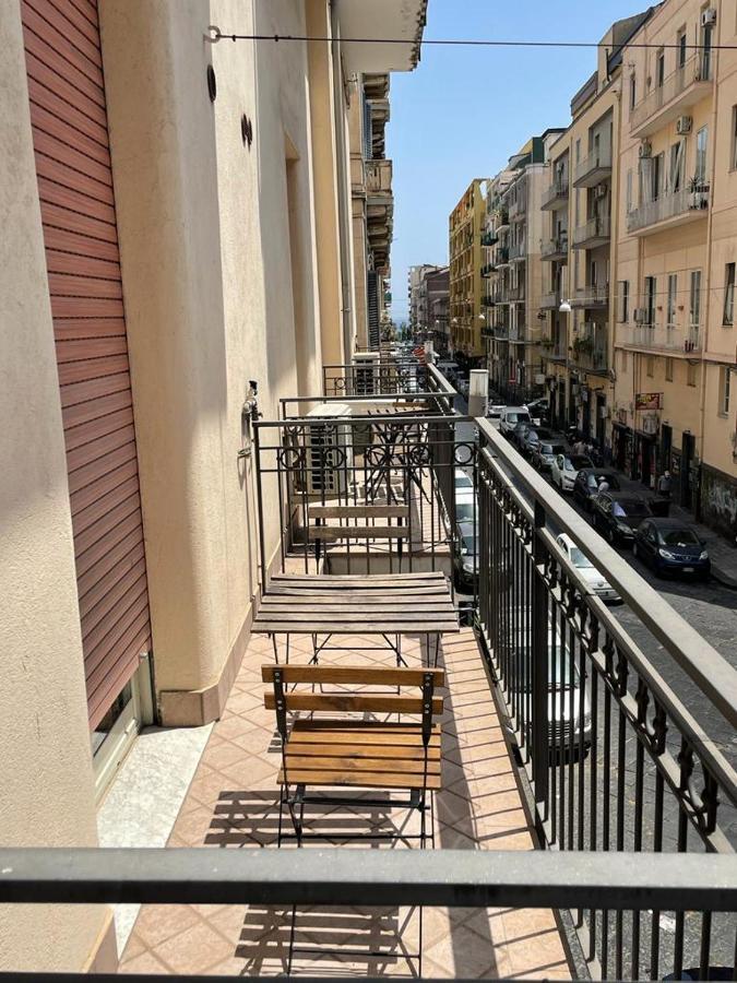 Locami Holiday&Rooms Suite Jolanda Catania Bagian luar foto